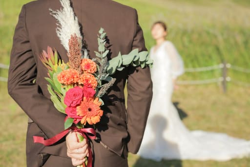 ブーケを持って