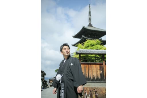 八坂の塔を後ろに…