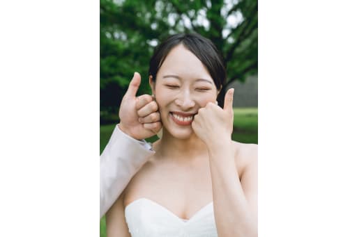 グッとな表情