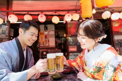 ジョッキを片手に乾杯！！