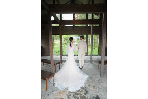 入場シーンを模して