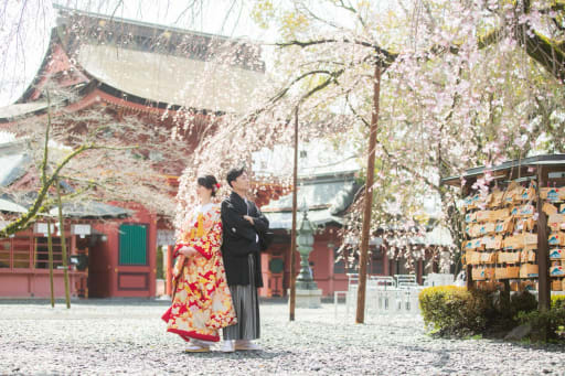 世界的に有名な富士山神社での撮影も