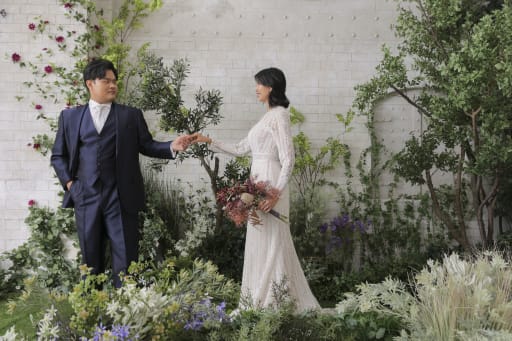 新郎様が新婦様をリード！