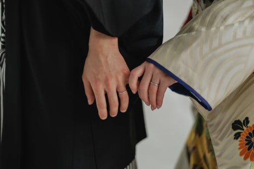 続いては和装に着替えてスタジオ撮影スタート！