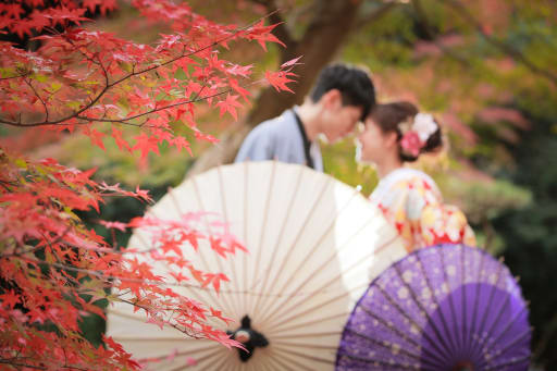 おでこを寄せて