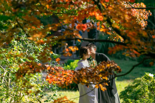 紅葉の間からパシャリ✨ 