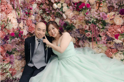 ほっぺつんつん！