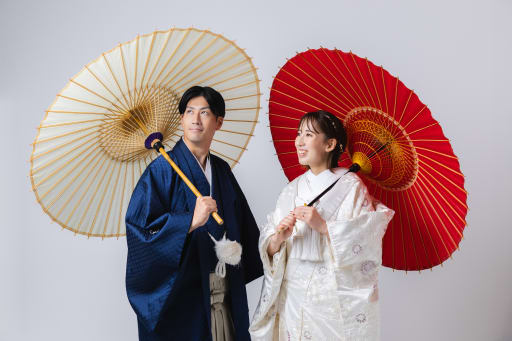 和傘を使って！