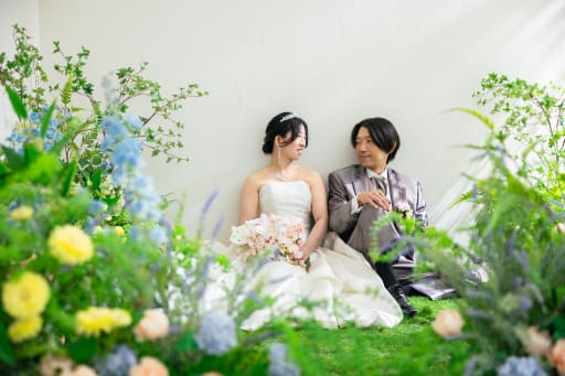 お花に囲まれて