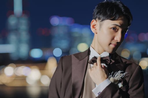 新郎様のソロショットは陰影をつけてかっこよくライティング