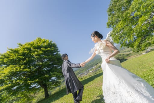 Happy wedding by Kosugiyama Kazuyuki