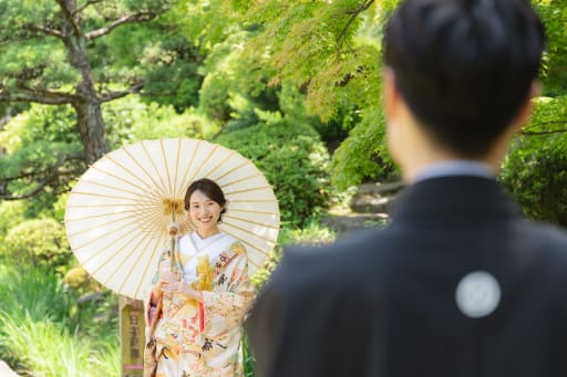 こっちを見てください！