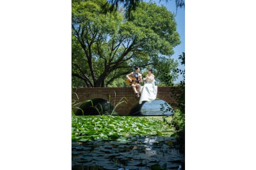 やわらかな光が降り注ぐ、新緑の水元公園