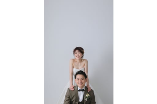 高身長の新郎様を追い越して！元気でかわいいご新婦様♡