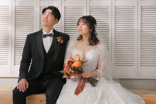 お次はベンチのある背景で