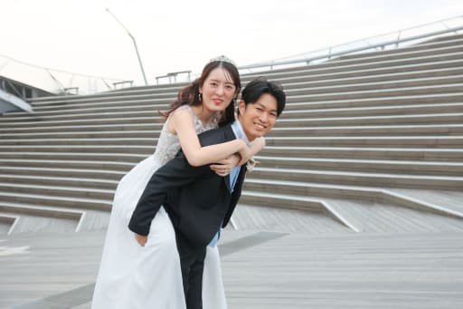 おんぶショット