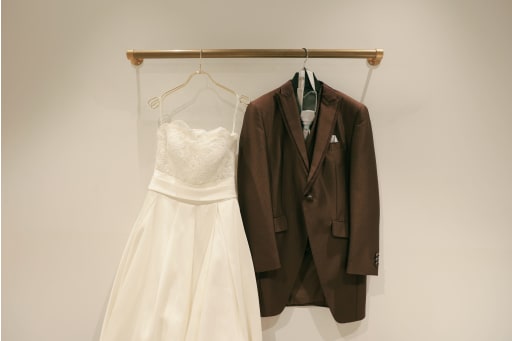 洋装へお着替え