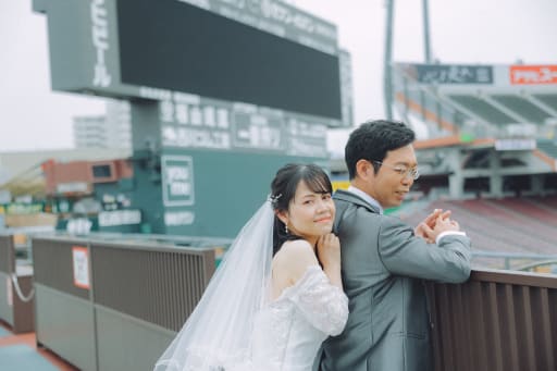 背中に...