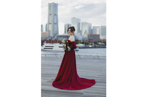 みなとみらいをバックに新婦様の後ろ姿新撮影♪