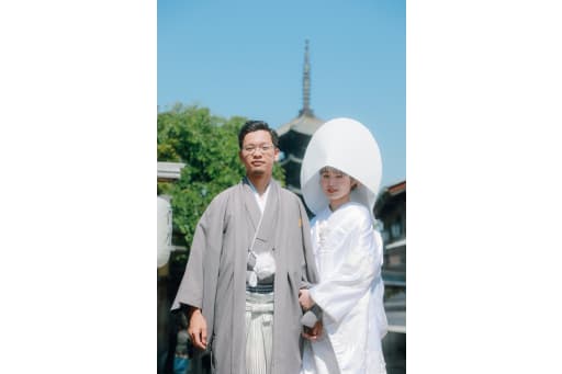 五月晴れが広がる八坂方面に赴いたお二人です。