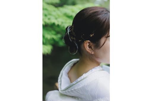 ヘアスタイルも