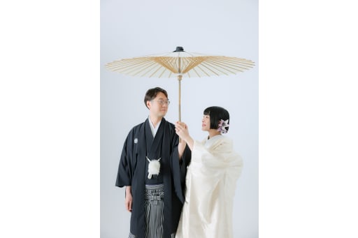 傘を使って