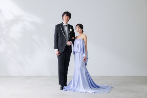 カラードレス、タキシードをチェンジして