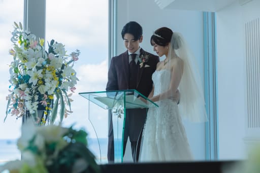 祭壇での温かなひととき