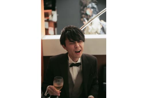 ビールを飲んで