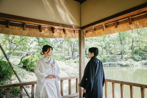 四阿での語らい