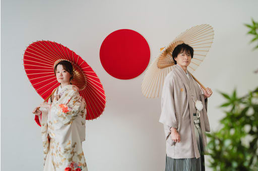 日の丸背景で