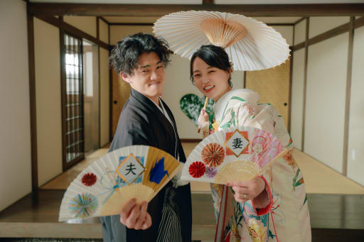 お手製の扇子を前面に使った楽しげな１枚♪