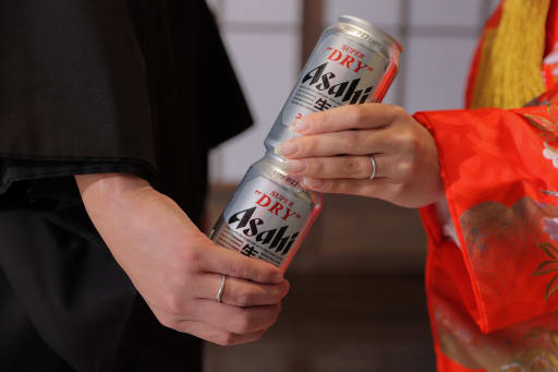 指輪とビール