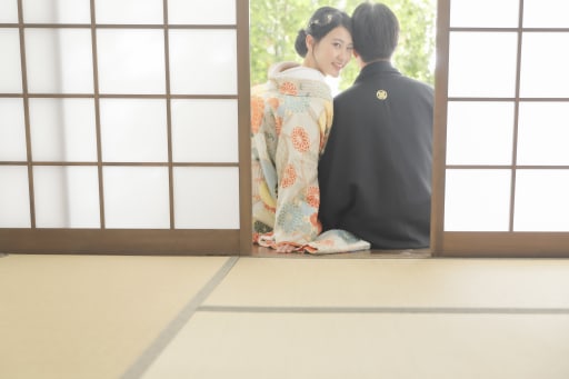 振り向き