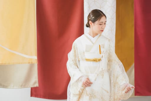 衣装にもヘアメイクにもこだわりを。