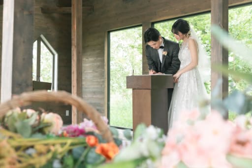 撮影にはSOLAオリジナルの結婚証明書がついてます