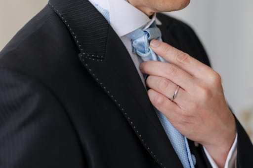 新郎様のお手元も