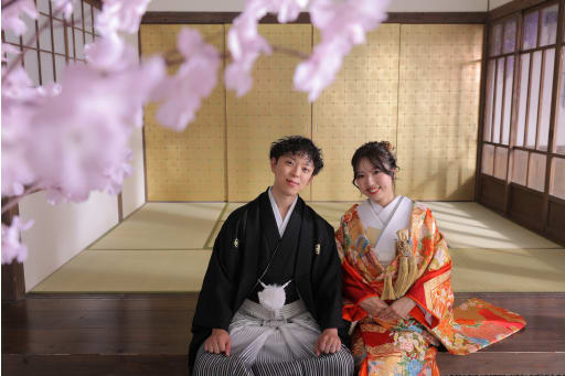 桜を眺めながら