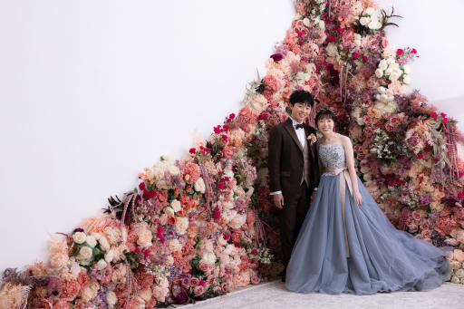 お次はカラードレスで！