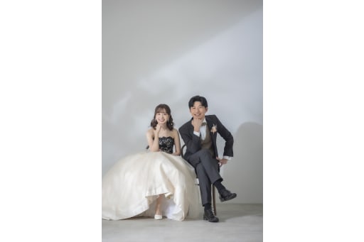 椅子に座ったお写真も