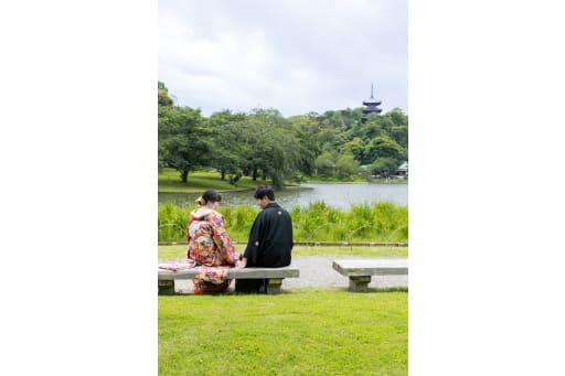 ベンチ