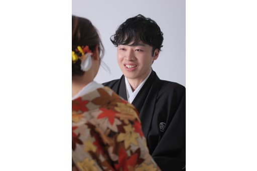 やわらかい表情のご新郎様