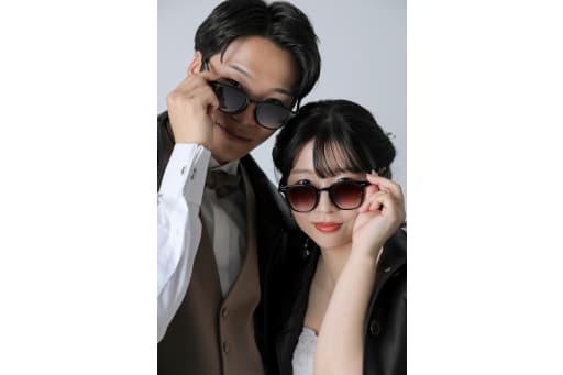 サングラス＆レザージャケット