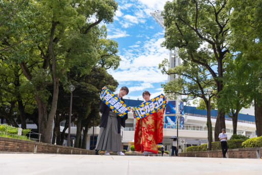 タオルを持って