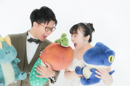 大好きなぬいぐるみと一緒に