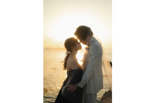 最後は夕日とベールで雰囲気UP