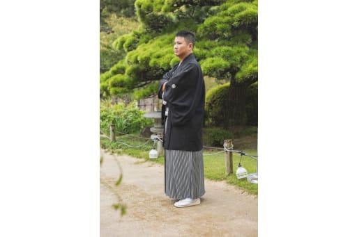 凛とした黒紋付の風格
