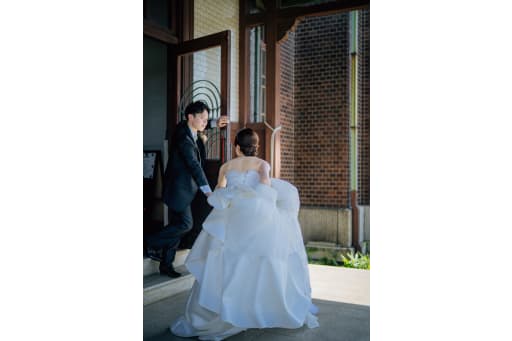洋館を出て屋外に！