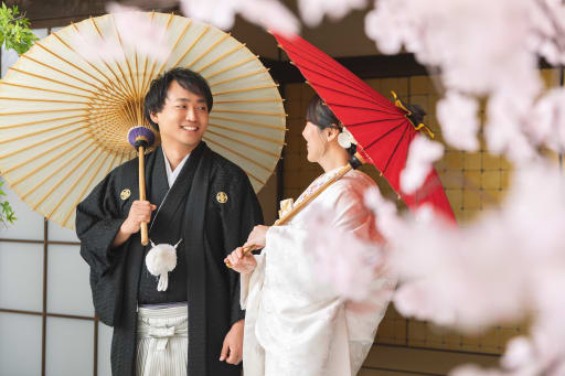 桜の奥では