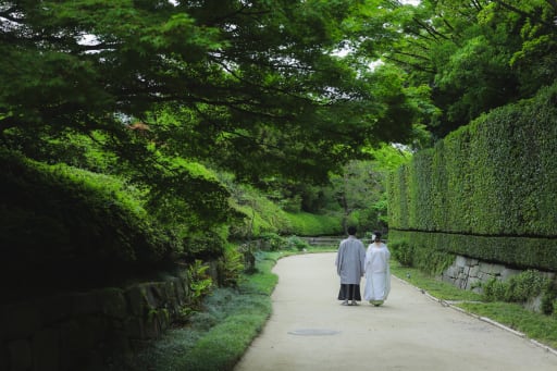 新緑に囲まれて